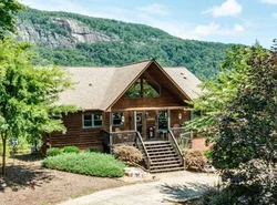 Wild Valley Lodge-Log Cabin in Lake Lure, NC, Close to Chimney Rock - Stunning Views