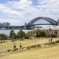 Harbour Bridge, Sydney Accommodation Deal