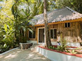 Falling Leaves Lodge Accommodation Deal