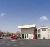 Howard Johnson by Wyndham Colorado Springs - Accommodation Deal