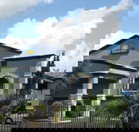 Days Inn by Wyndham Houston East - Accommodation Deal