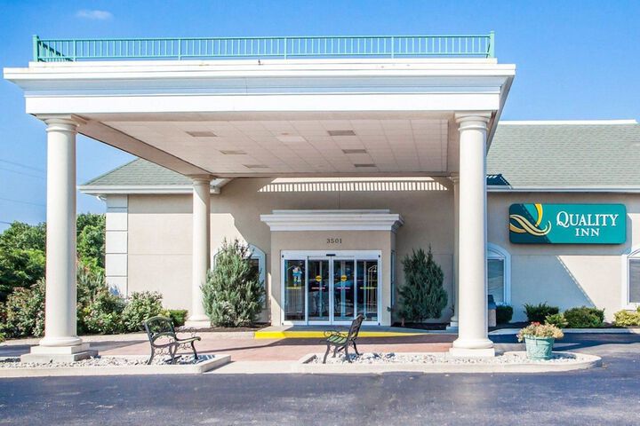 Quality Inn Lake Of The Ozarks - thumb 1