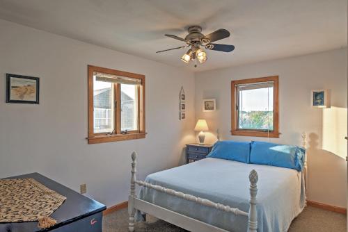 Quaint 3BR Charlestown Cottage Near Beach! - thumb 2