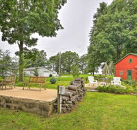 ?Cozy Cottage? w / Dock & Patio by Indiana Beach - Accommodation Deal