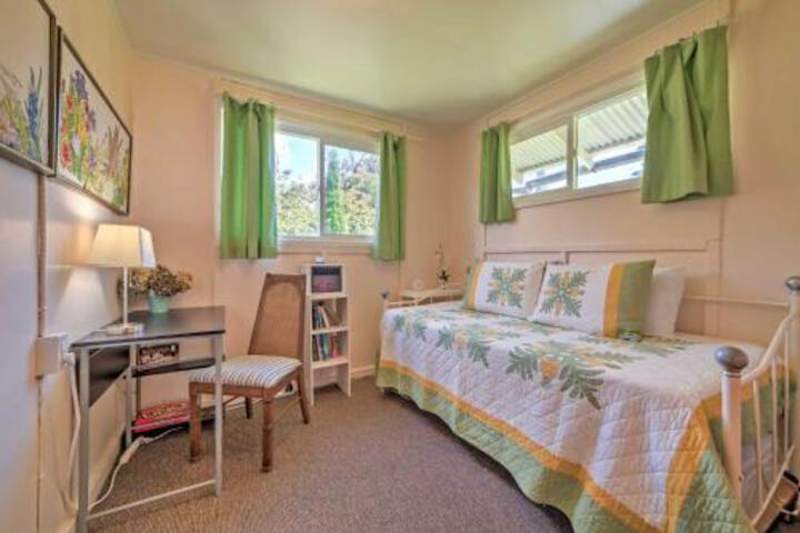 Serene Halakea Hale Cottage By Volcano NTL Park! - thumb 0