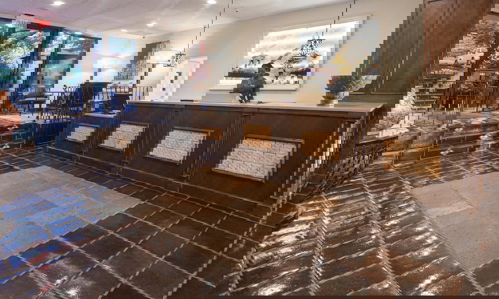 Best Western Plus Seville Plaza Hotel - thumb 5