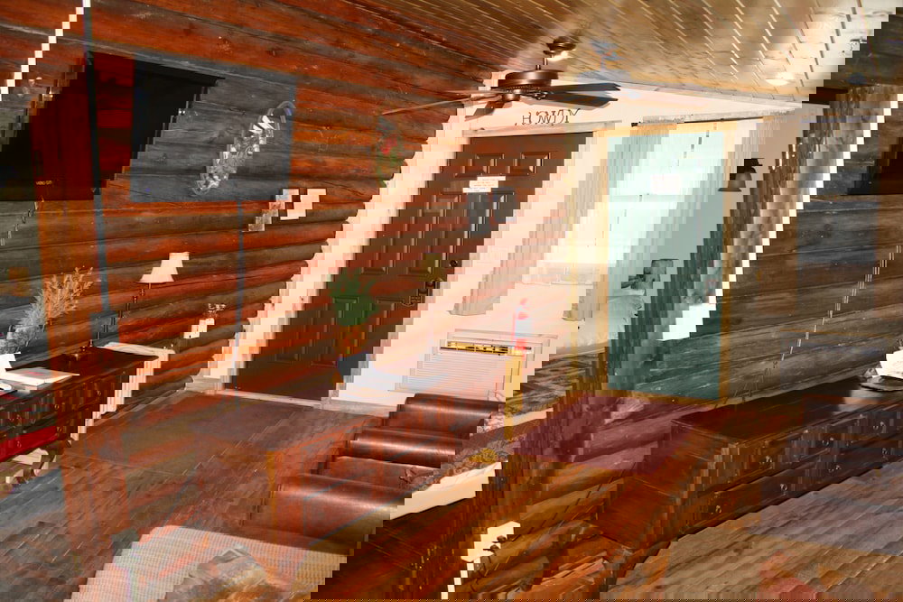 The Historic Wapiti Lodge - thumb 6