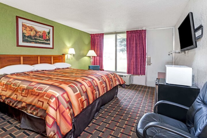 Travelodge By Wyndham Adrian - thumb 3