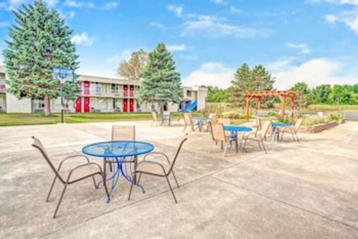 Travelodge By Wyndham Adrian - thumb 0