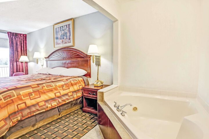 Travelodge By Wyndham Adrian - thumb 5