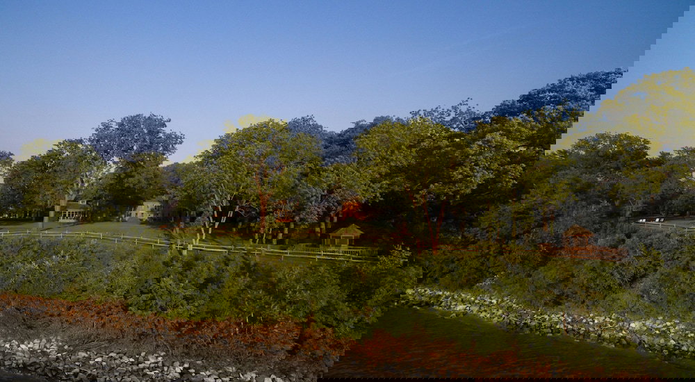 Great Oak Manor - thumb 3