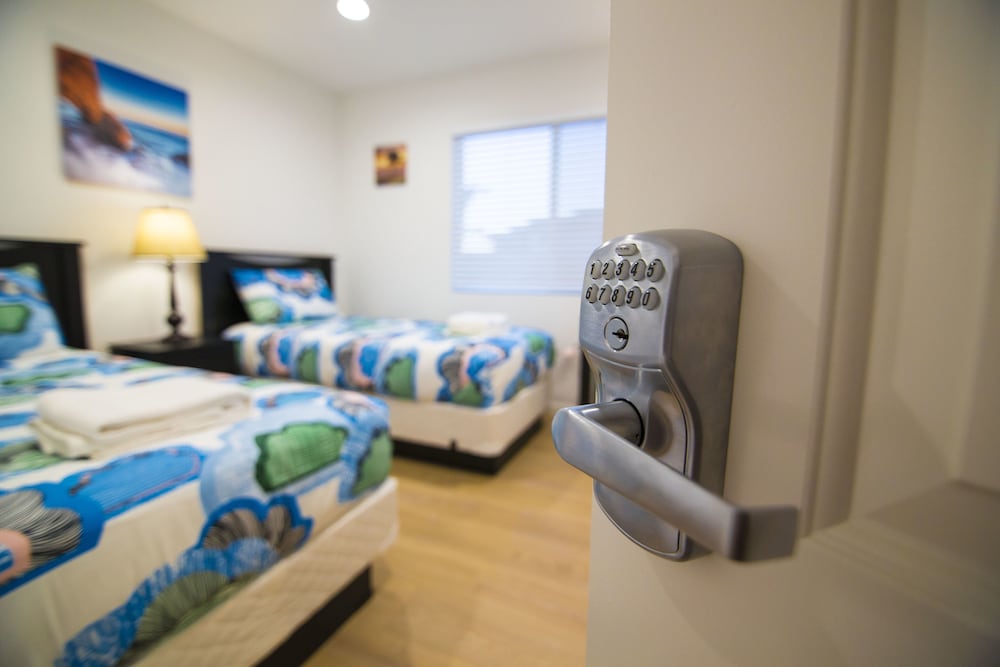 Los Angeles RoomRentals LAX - thumb 5