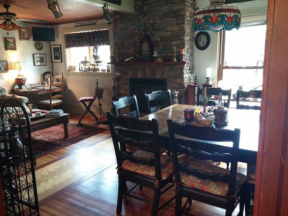 Oasis Bed And Breakfast - thumb 5