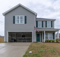 Benning BNB. Sleeps 10 Game Room Roku - Accommodation Deal