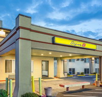 Super 8 by Wyndham North Sioux City - Accommodation Deal