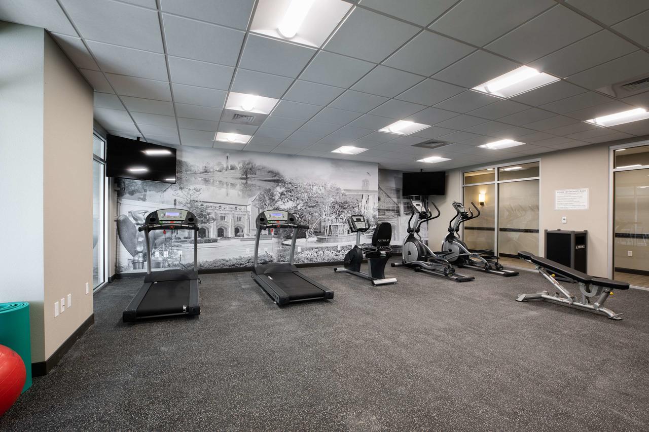 Best Western Plus West Lawrence - thumb 20