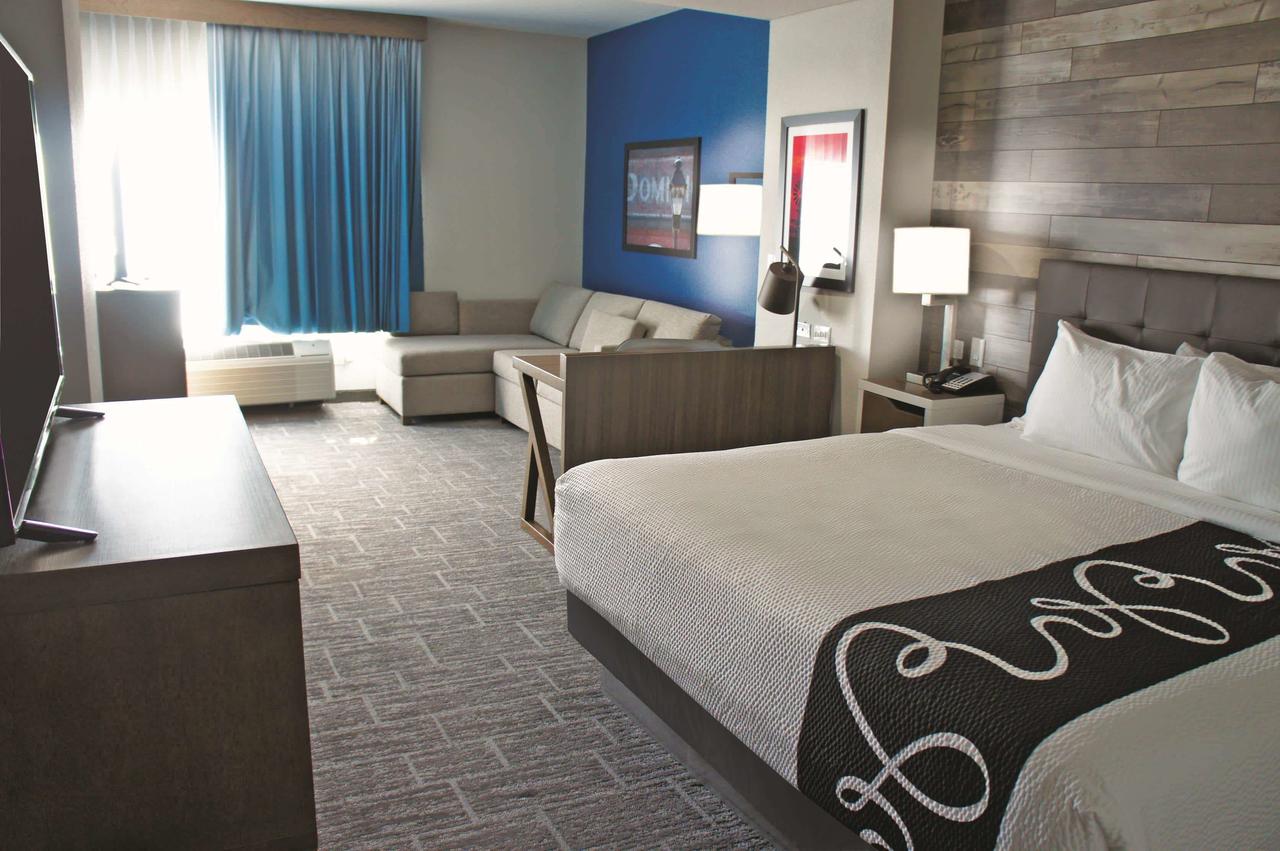 La Quinta By Wyndham Pittsburg - thumb 5