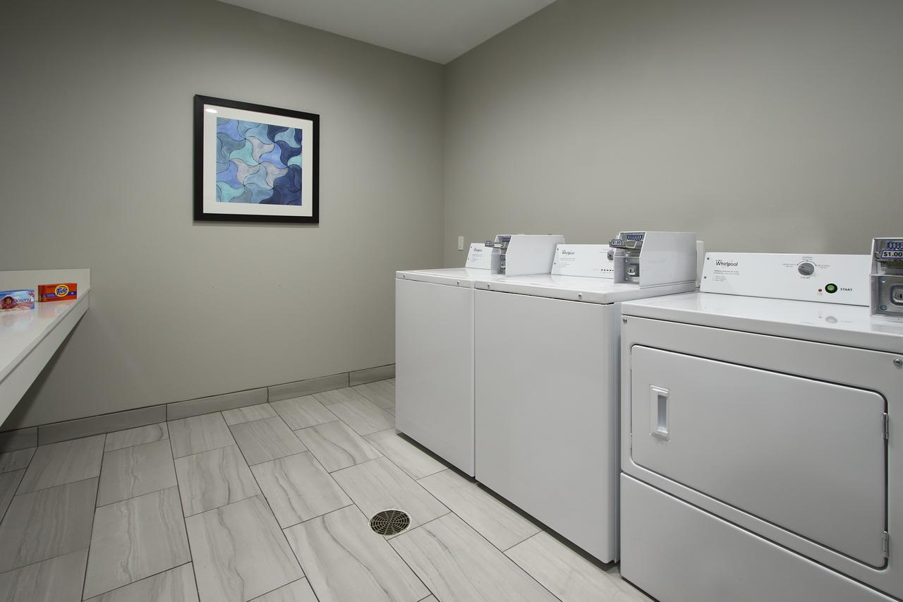 Holiday Inn Express & Suites - Lake Charles South Casino Area - thumb 17