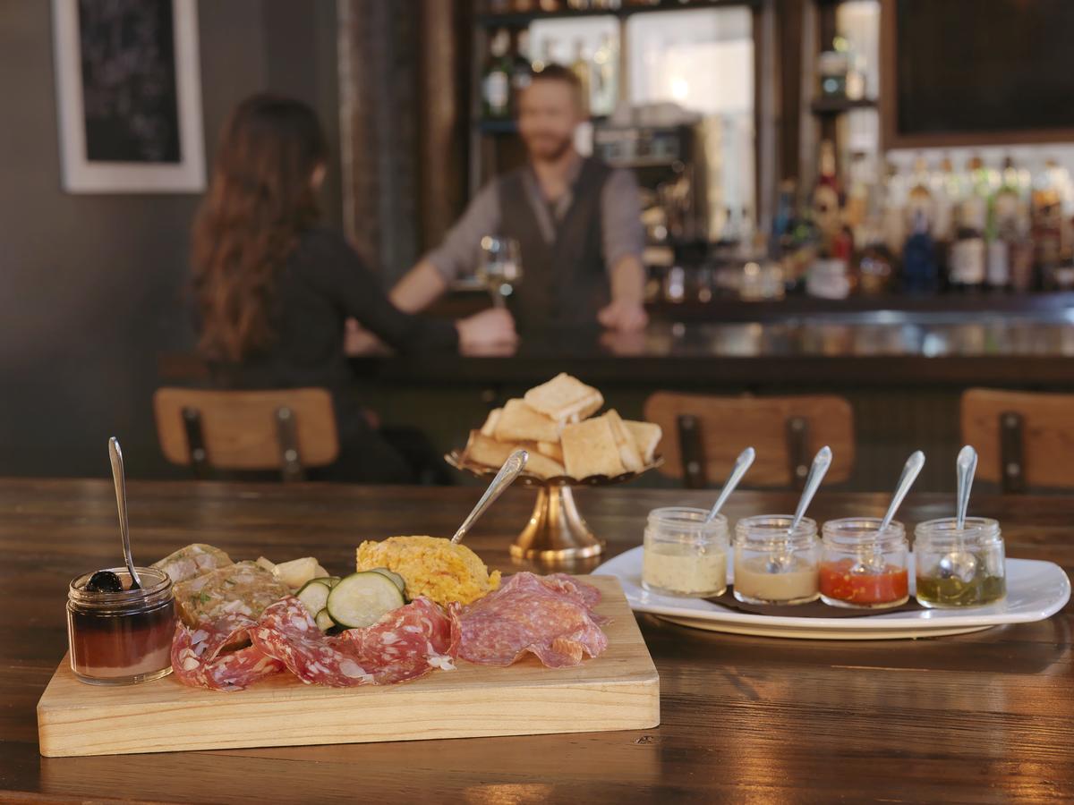 Q&C Hotel Bar New Orleans, Autograph Collection - thumb 7