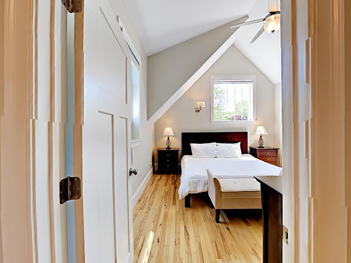 10 Ocean Street Cottage - thumb 20