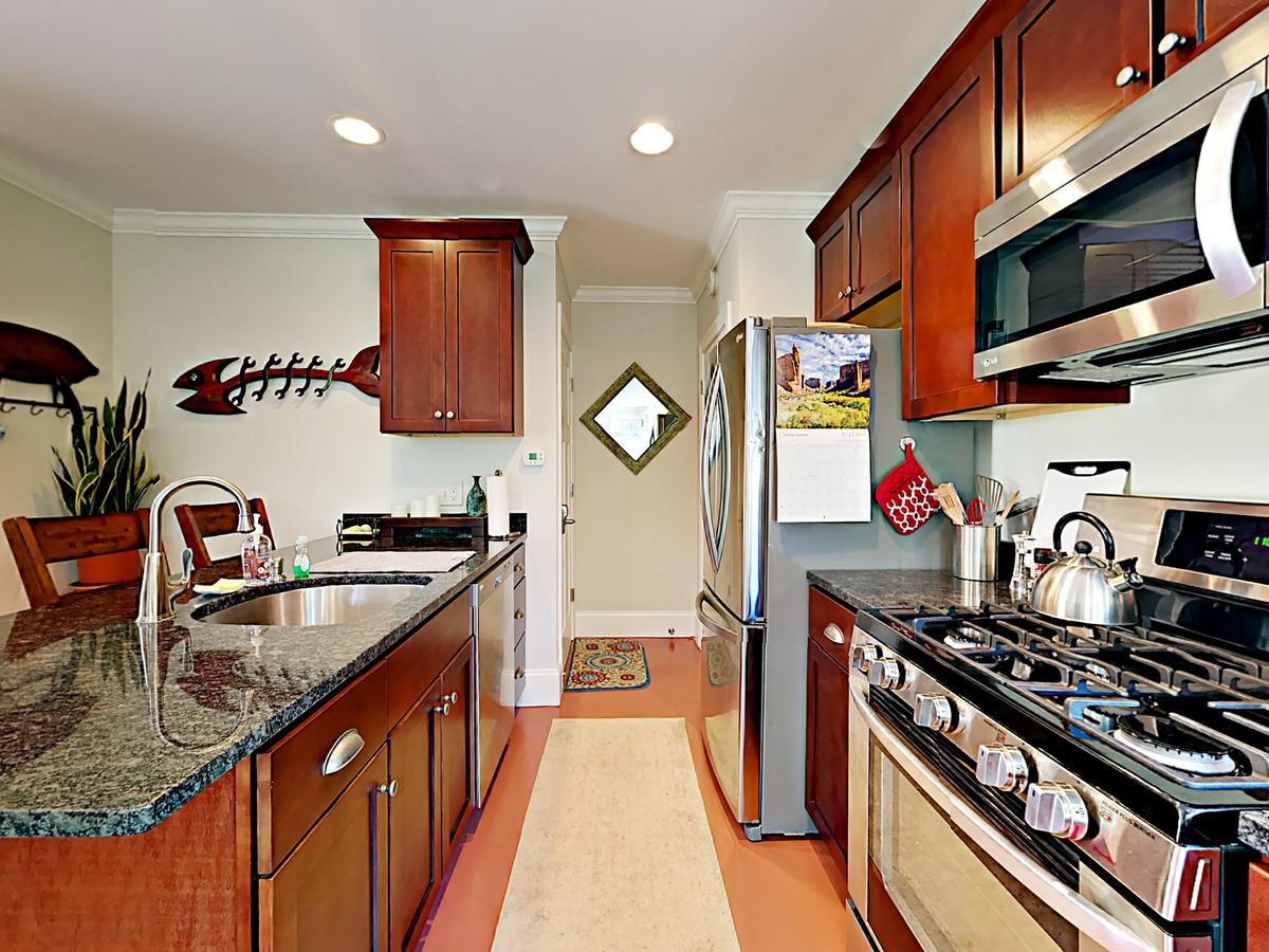 10 Ocean Street Cottage - thumb 23