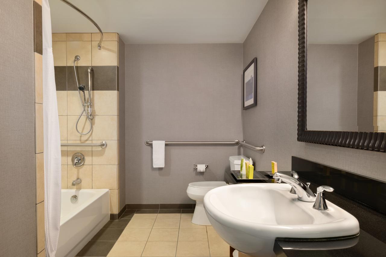 Hilton Baltimore BWI Airport - thumb 4