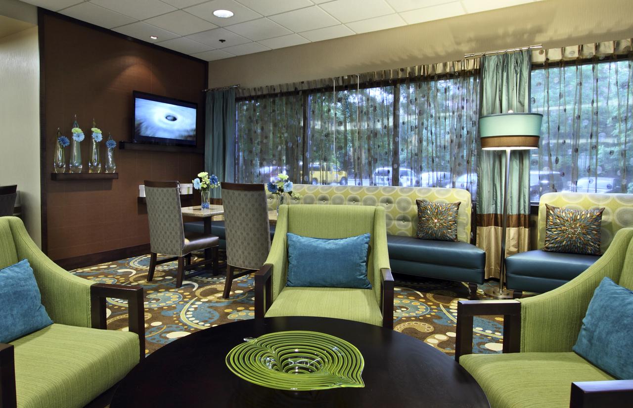 Hampton Inn Hagerstown - thumb 17