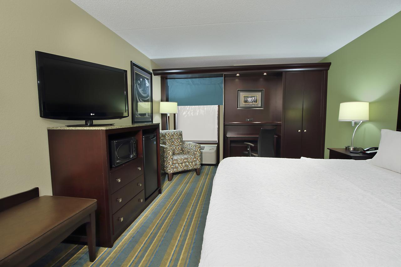Hampton Inn Hagerstown - thumb 4