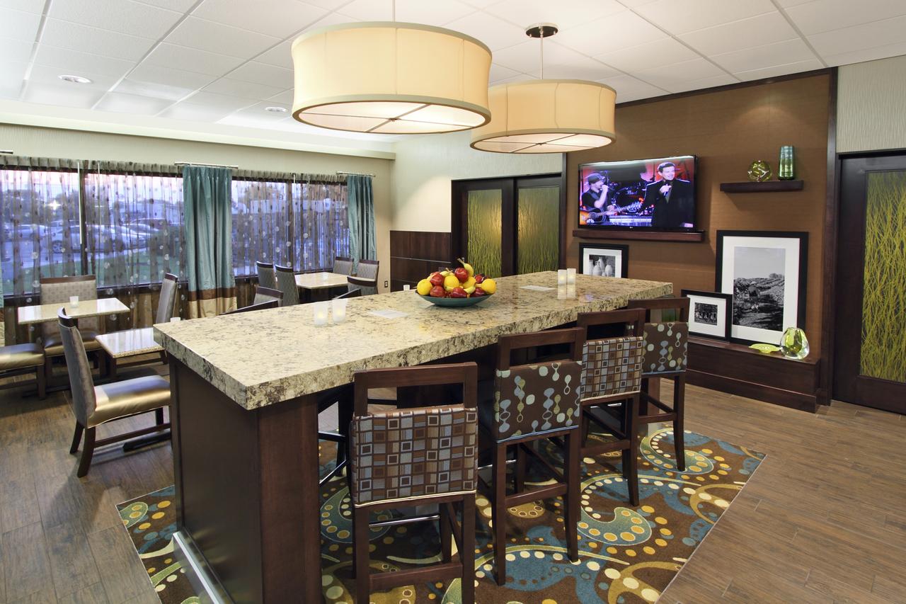 Hampton Inn Hagerstown - thumb 38