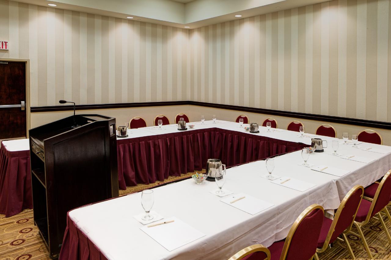 DoubleTree By Hilton Hotel Newark Airport - thumb 28