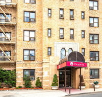 Ramada by Wyndham Jersey City - Accommodation Deal