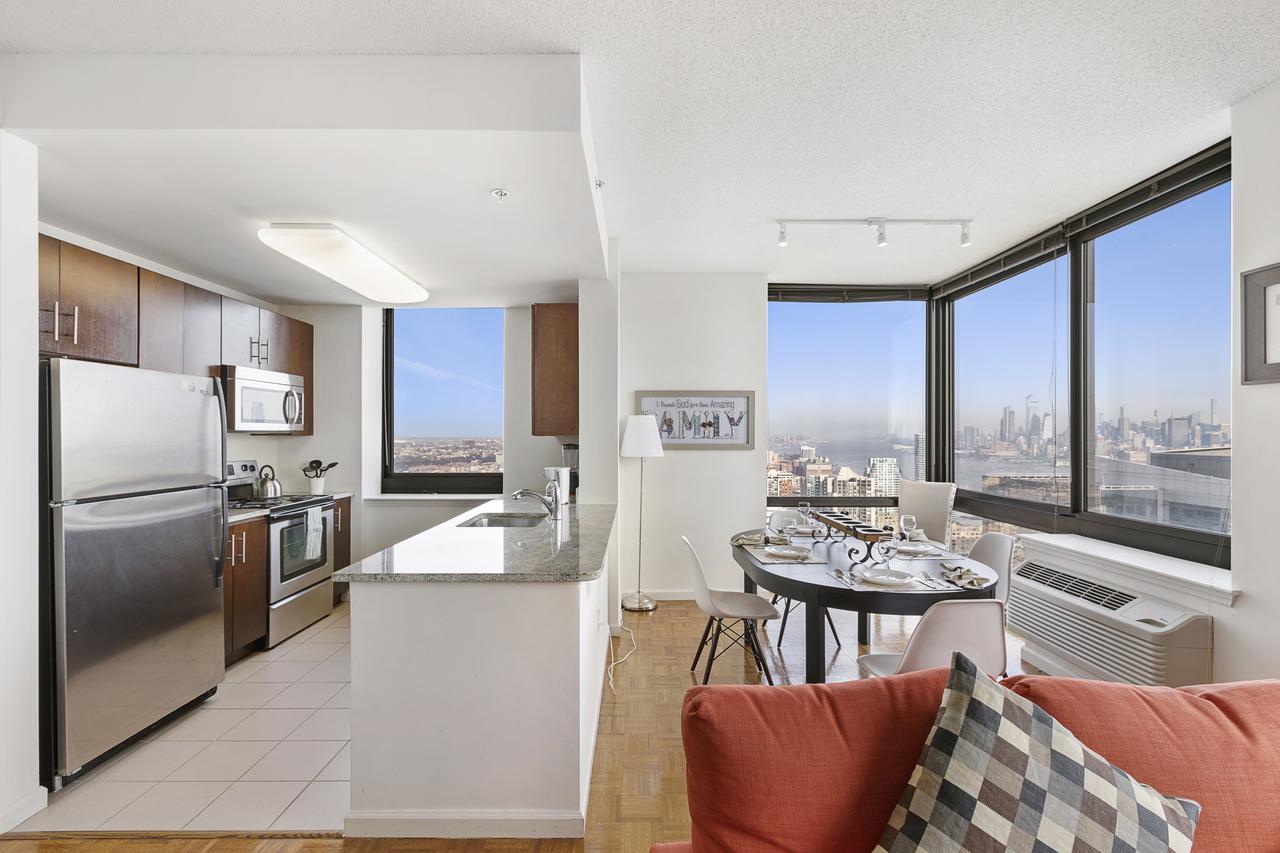 Home Away Apartments At Washington Blvd. - thumb 32