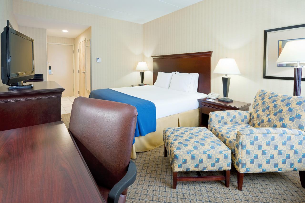 Holiday Inn Express & Suites West Long Branch - Eatontown - thumb 20