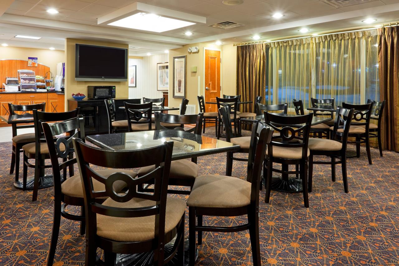 Holiday Inn Express & Suites West Long Branch - Eatontown - thumb 19
