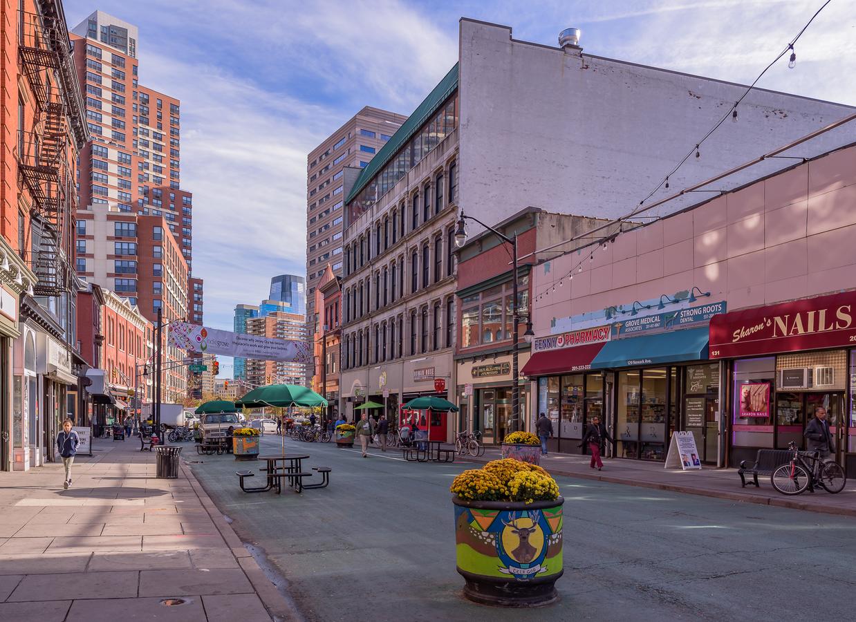 Deedee's Lofts At Grove - thumb 25