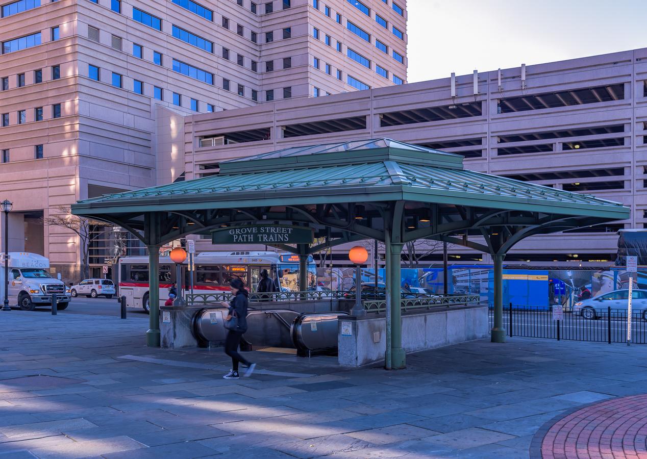 Deedee's Lofts At Grove - thumb 21