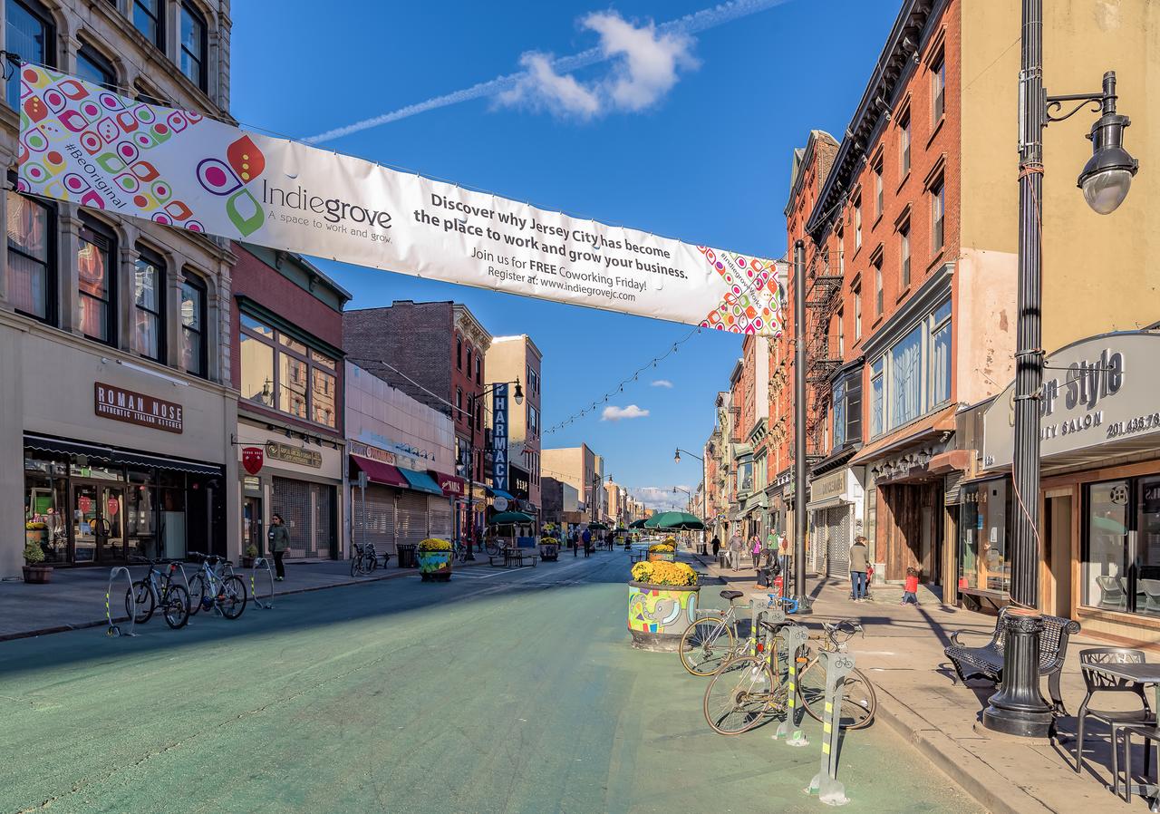 Deedee's Lofts At Grove - thumb 17