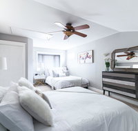 Elegant 4-Story Townhouse- 7 minutes from NYC - Accommodation Deal