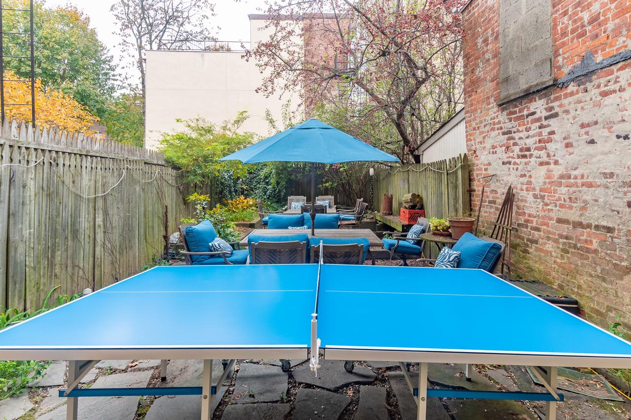 Elegant 4-Story Townhouse- 7 Minutes From NYC - thumb 25