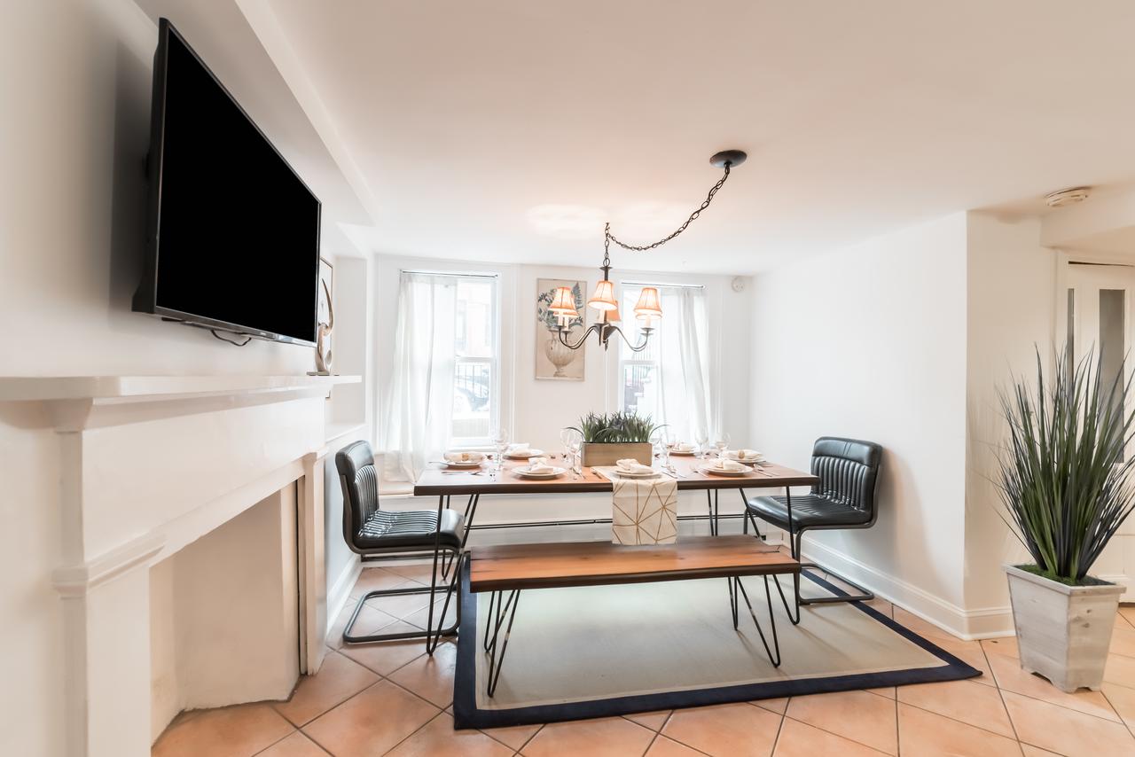 Elegant 4-Story Townhouse- 7 Minutes From NYC - thumb 17