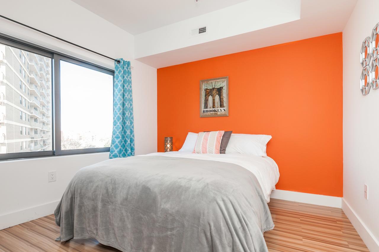 Luxury 3-Bedroom Apartment - 10 Minutes To Times Square - thumb 16