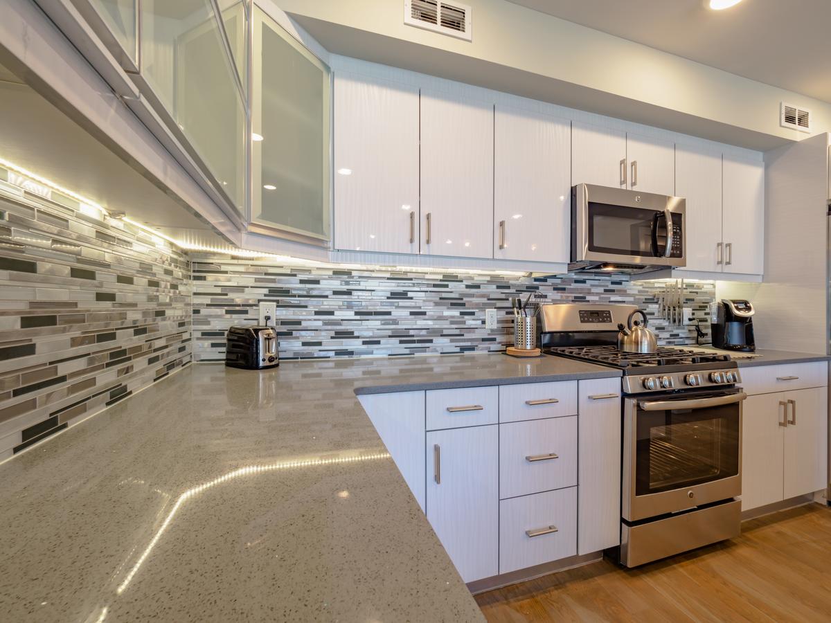 Deedee's Lofts At Grove II - thumb 5