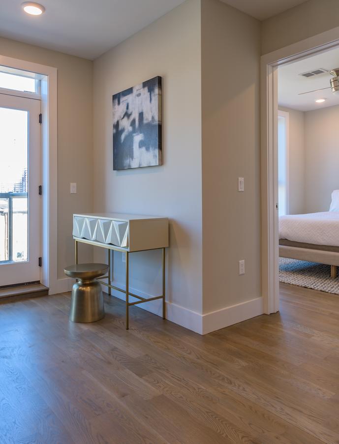 Deedee's Lofts At Grove II - thumb 34