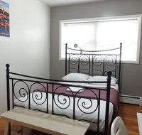 Best Room NYCEWR LayoverWalk to NYC Subway - Accommodation Deal