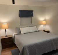 Clover Corner - Accommodation Deal