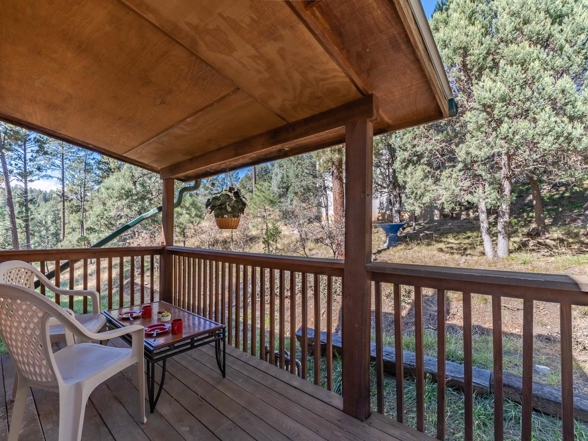My Happy Place, 3 Bedrooms, Hot Tub, Fireplace, Jetted Tub, WiFi, Sleeps 6 - thumb 36