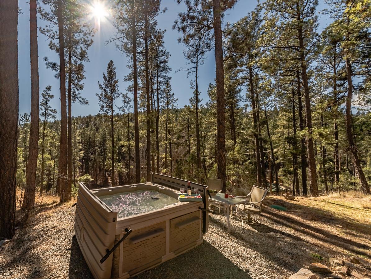 My Happy Place, 3 Bedrooms, Hot Tub, Fireplace, Jetted Tub, WiFi, Sleeps 6 - thumb 30