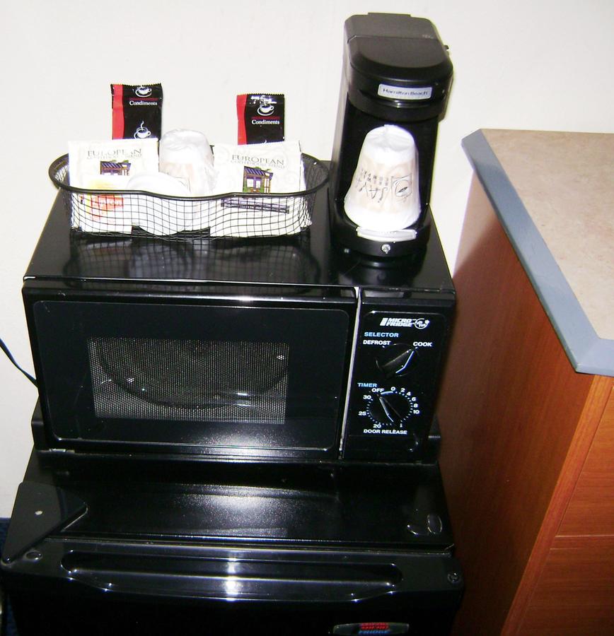 Red Roof Inn Utica - thumb 7