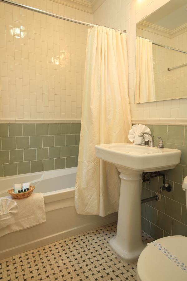 Radio City Apartments - thumb 10
