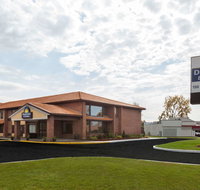 Days Inn by Wyndham Utica - Accommodation Deal